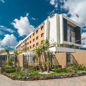 Golden Tulip Royaume